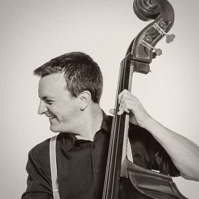 Markus am Kontrabass